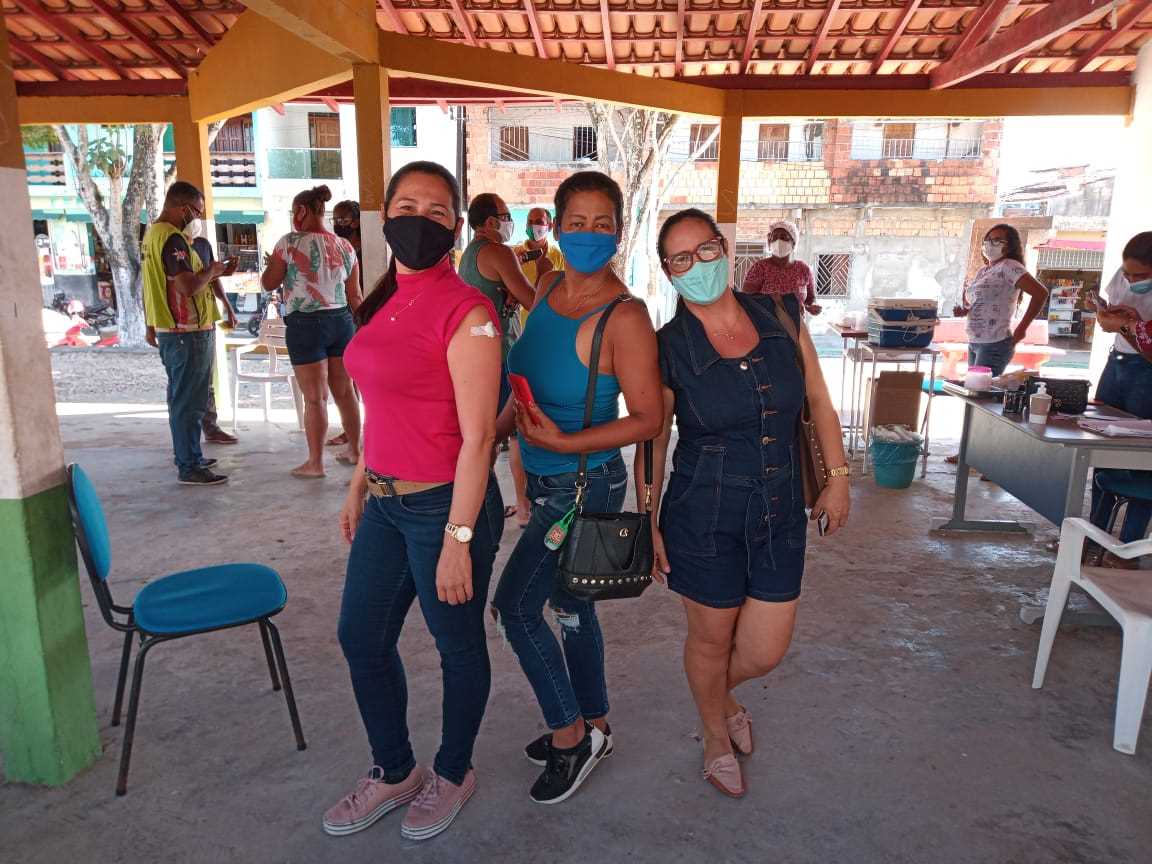 Camacã: Secretaria de Saúde avança no combate ao COVID-19 e inicia a vacinação na faixa etária dos 50 anos

